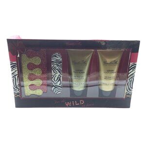 Camille & Mae Luxury Foot Care Gift Set With Mint Fragrance Scrub & Lotion NEW